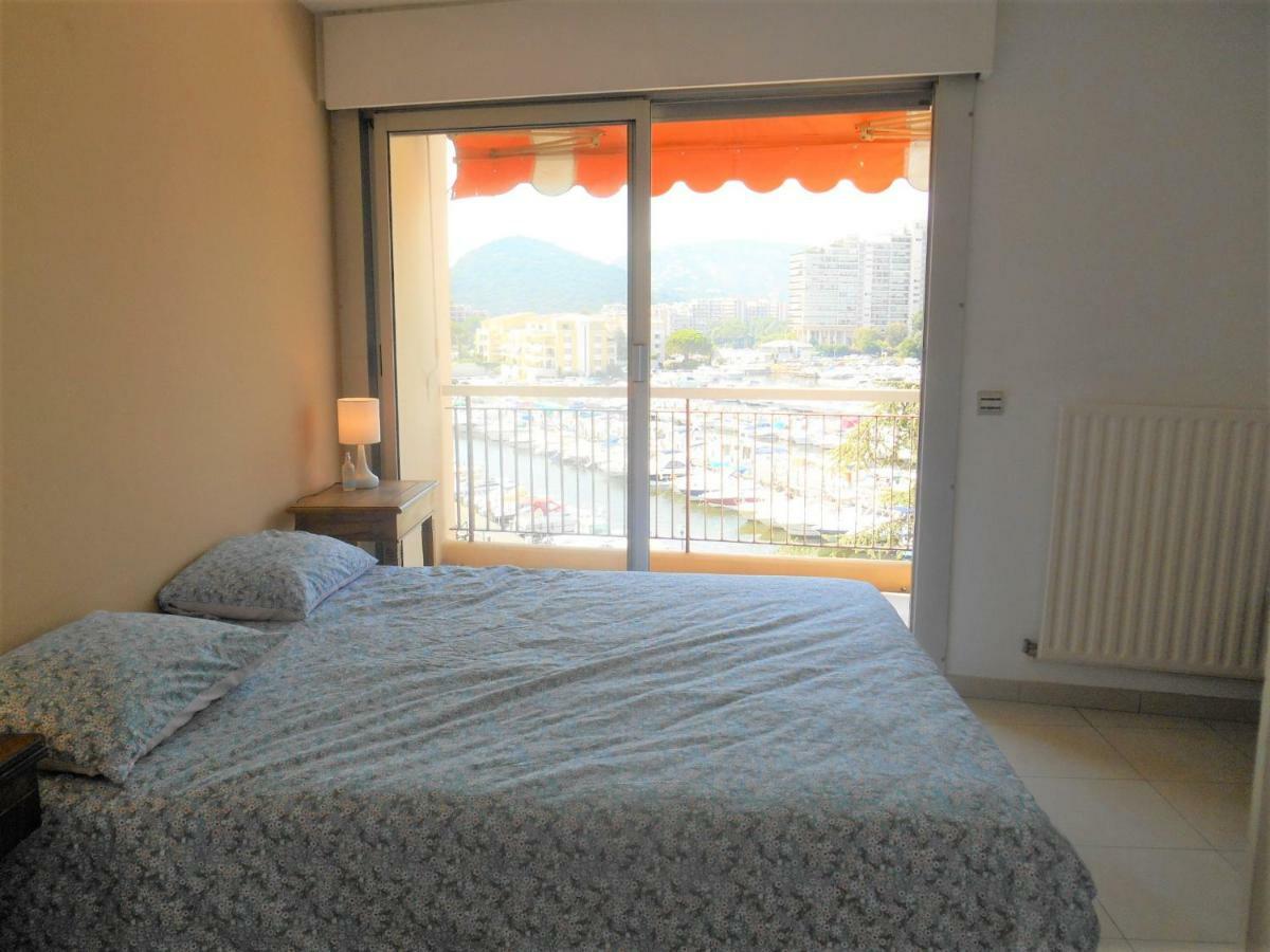 Appartement Le France - Vacances Cote D'Azur Mandelieu Kültér fotó